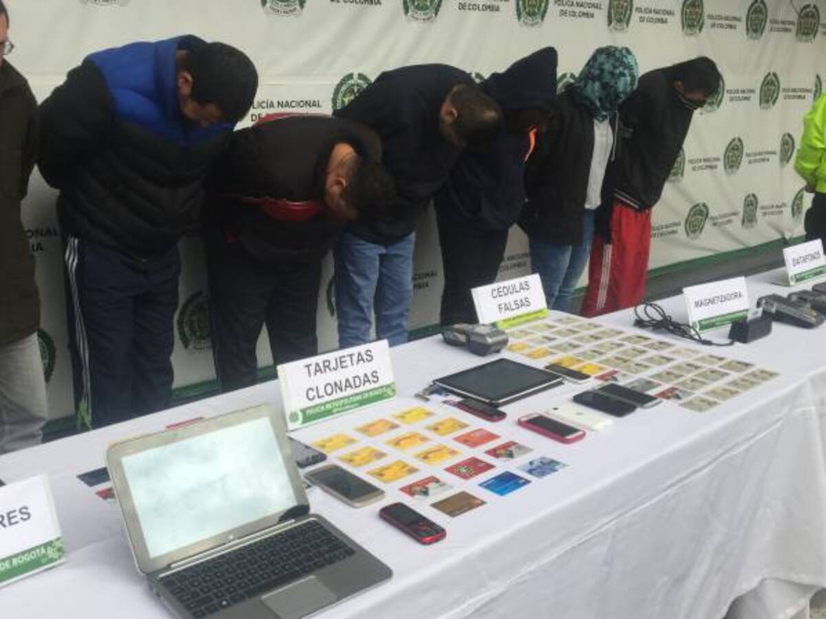 Desmantelan banda dedicada a clonar tarjetas de crédito y débito en Bogotá