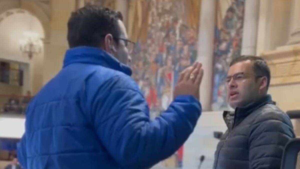 Presidente de Cámara protagonizó cruce con congresista del Centro Democrático: ¿qué pasó?