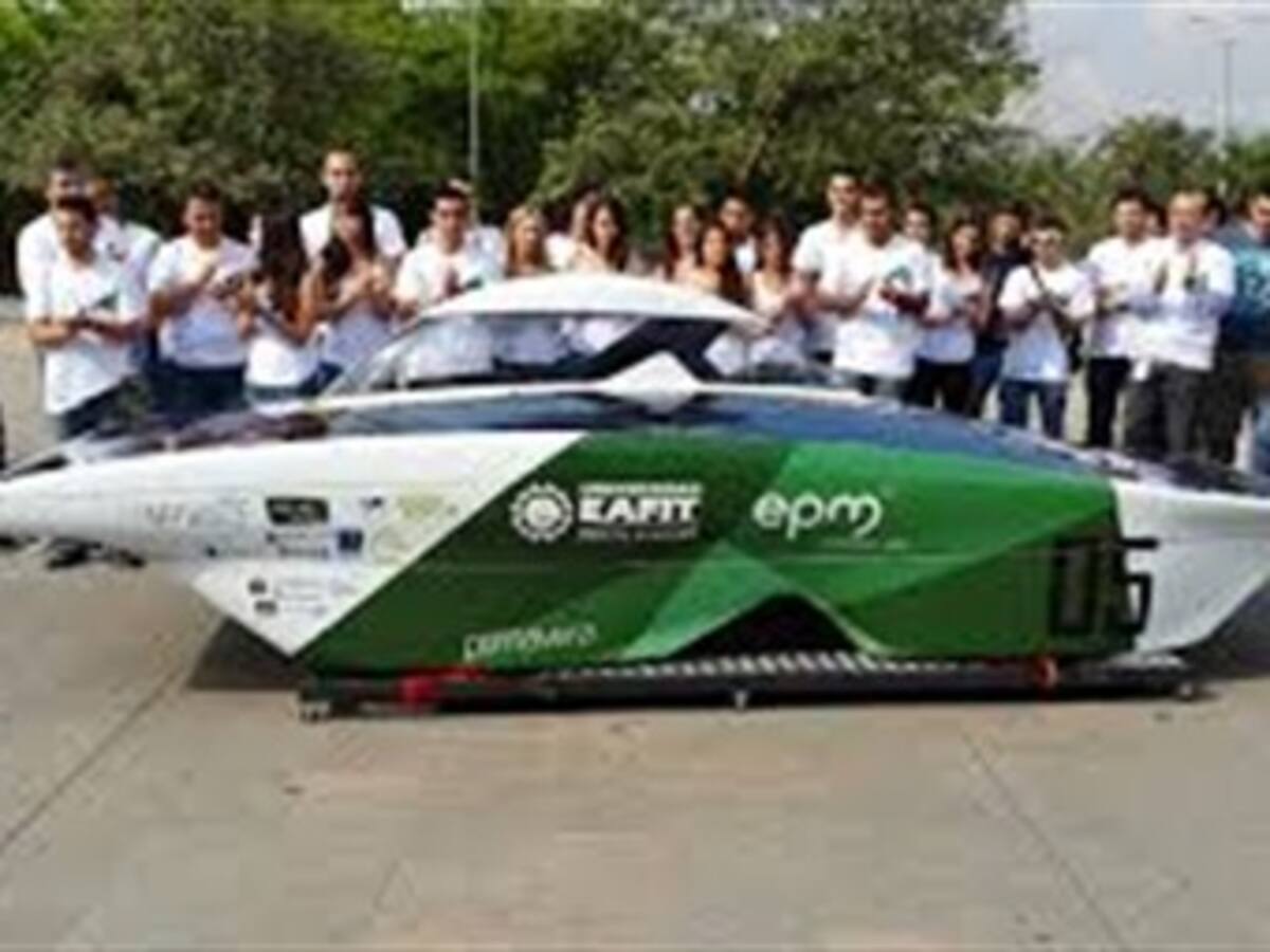 EPM y EAFIT ganan premio de ingeniería con vehículo solar