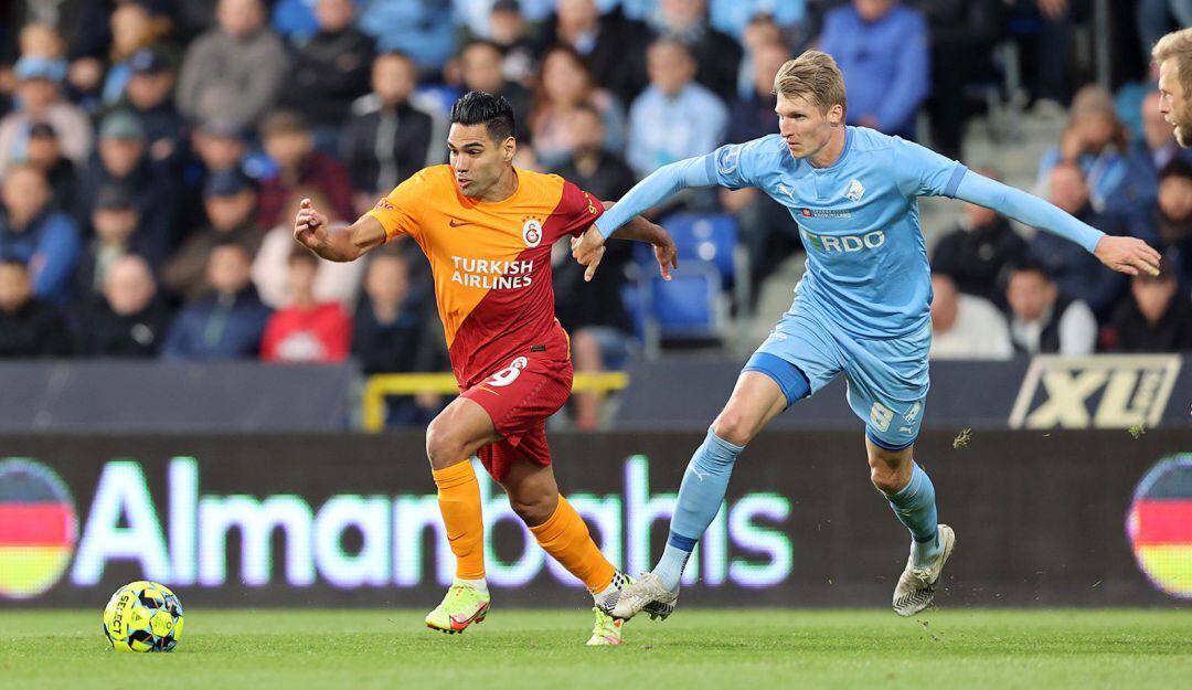 Radamel Falco García en juego por la Europa League
