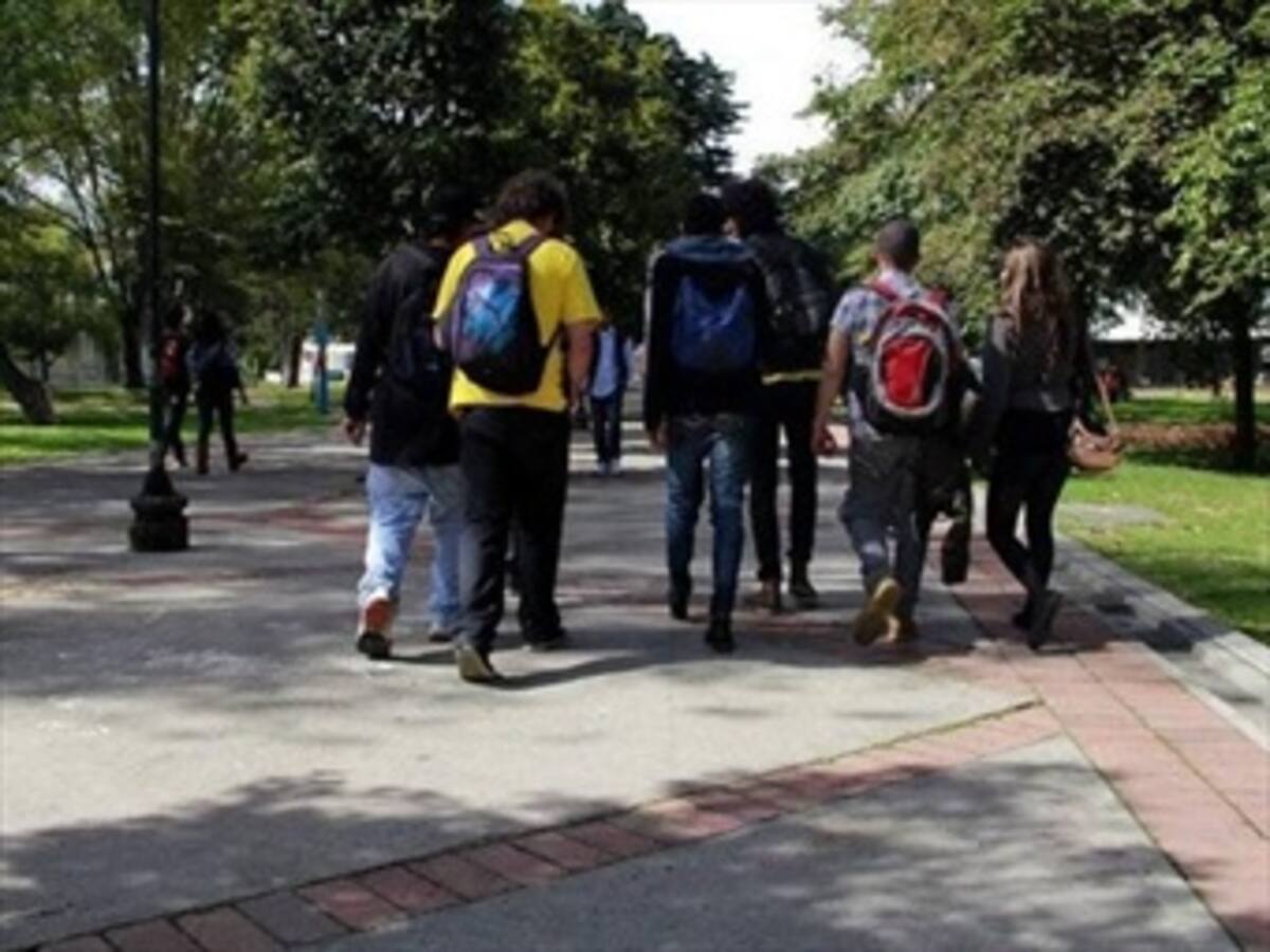 Aprueban proyecto de Ley de vigilancia e inspección a universidades