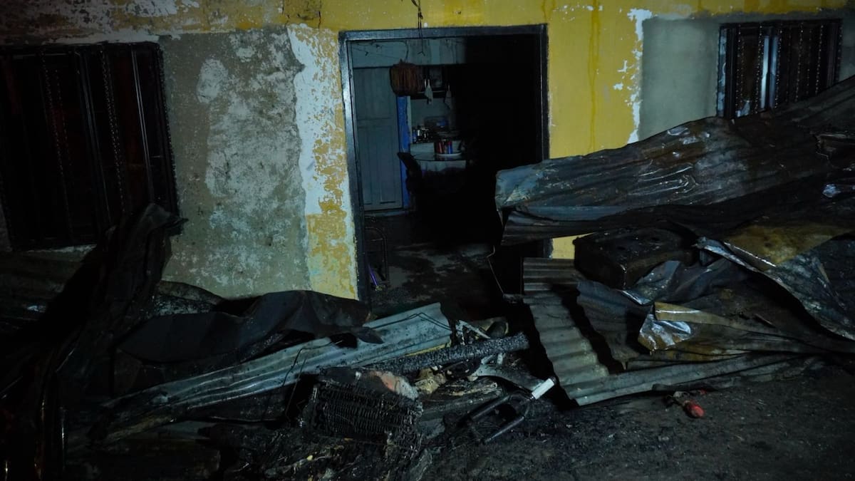 Incendio en el barrio Esperanza Galicia de Pereira dejó dos viviendas afectadas