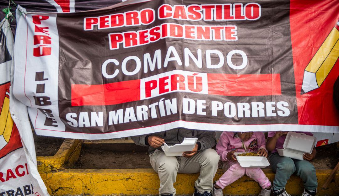 Seguidores de Pedro Castillo han adelantado varios plantones exigiendo la proclamación de presidente.