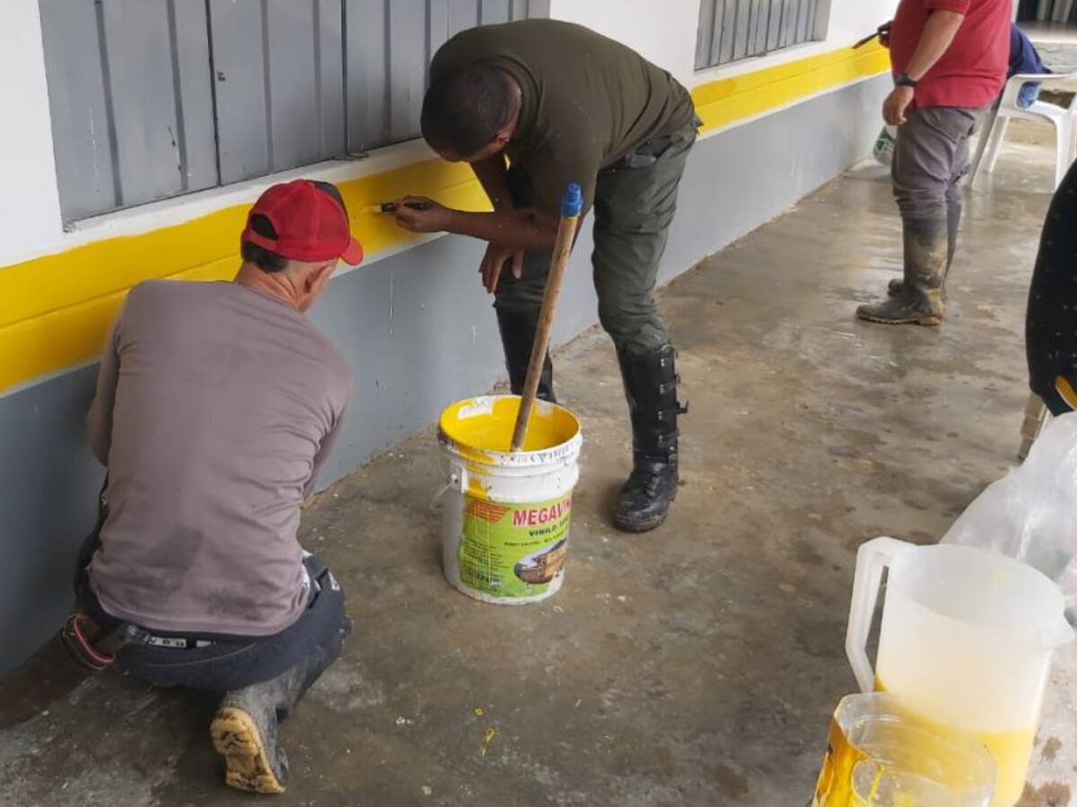 Recuperan escuela en Planadas, Tolima