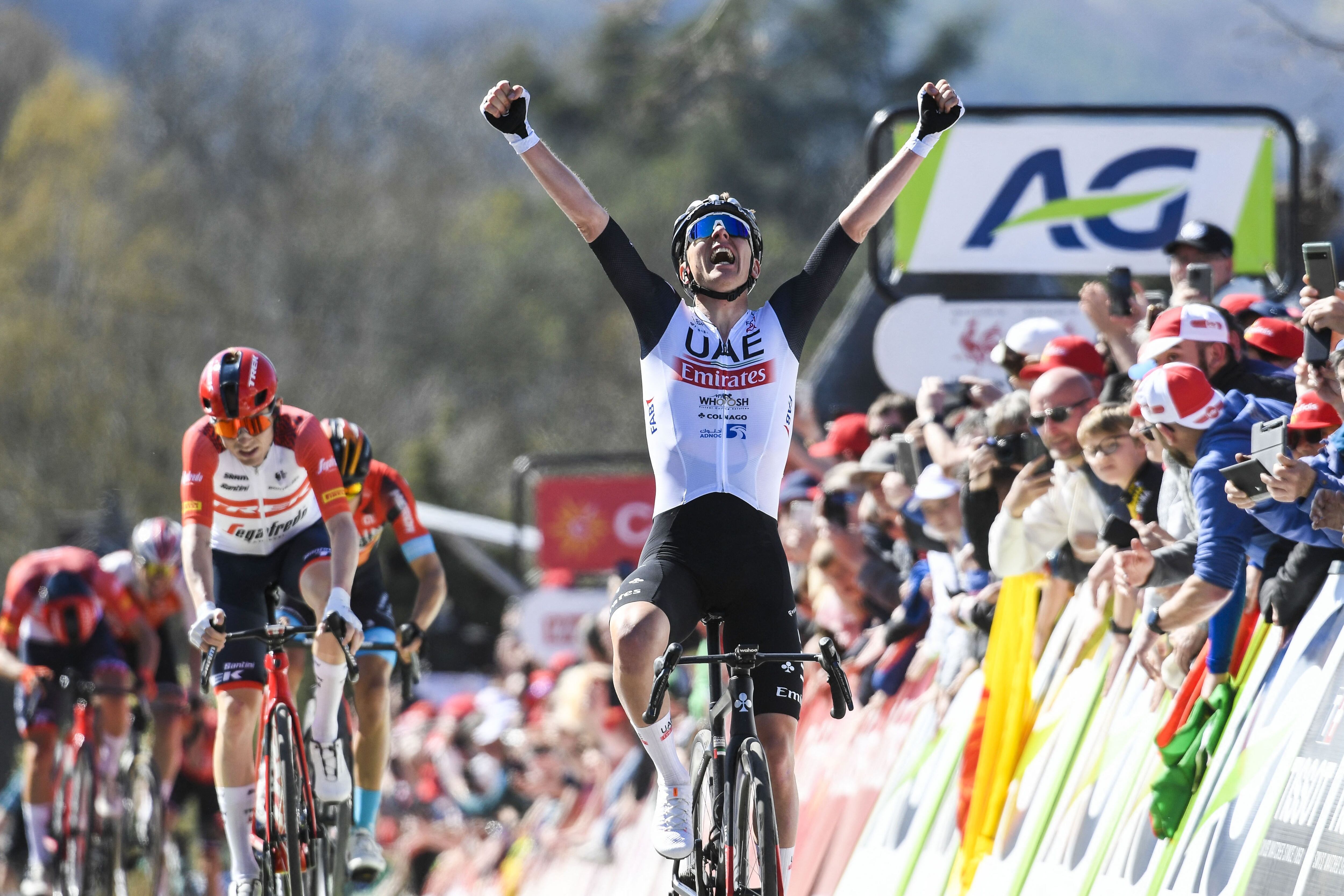 Tadej Pogacar de UAE Team Emirates celebrando la Flecha Valona. (Photo by GOYVAERTS / BELGA / AFP) / Belgium OUT (Photo by GOYVAERTS/BELGA/AFP via Getty Images)