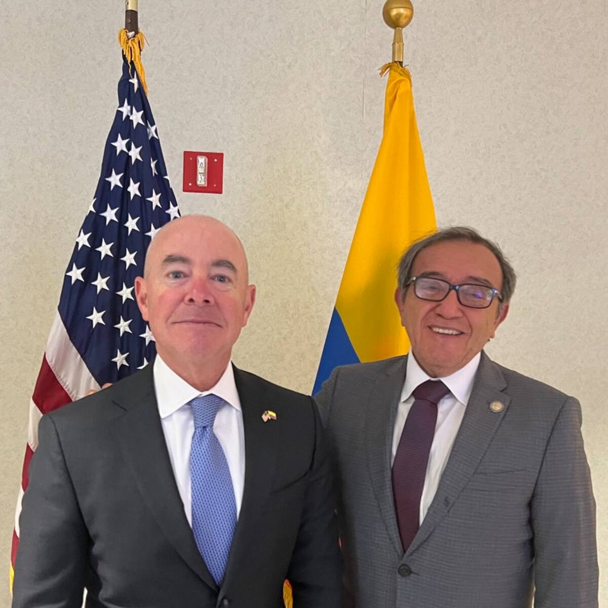 Funcionarios de gobierno Petro sostienen reunión de alto nivel con gabinete de Biden