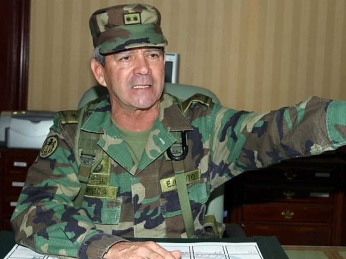 A declarar general (r) Mario Montoya