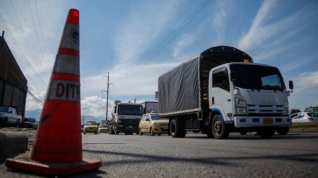 Colfecar insistió al Gobierno para que revise la fórmula de los combustibles tras el alza en los precios. Foto: Colprensa
