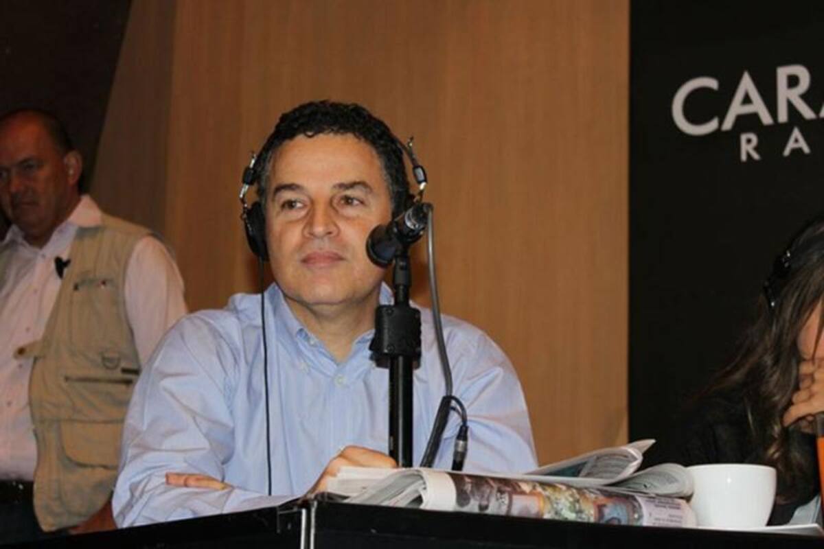 Darío Arizmendi y su equipo desde la ciudad más innovadora del mundo, mostrando lo mejor de Antioquia y sus gentes. Foto: Caracol Radio.