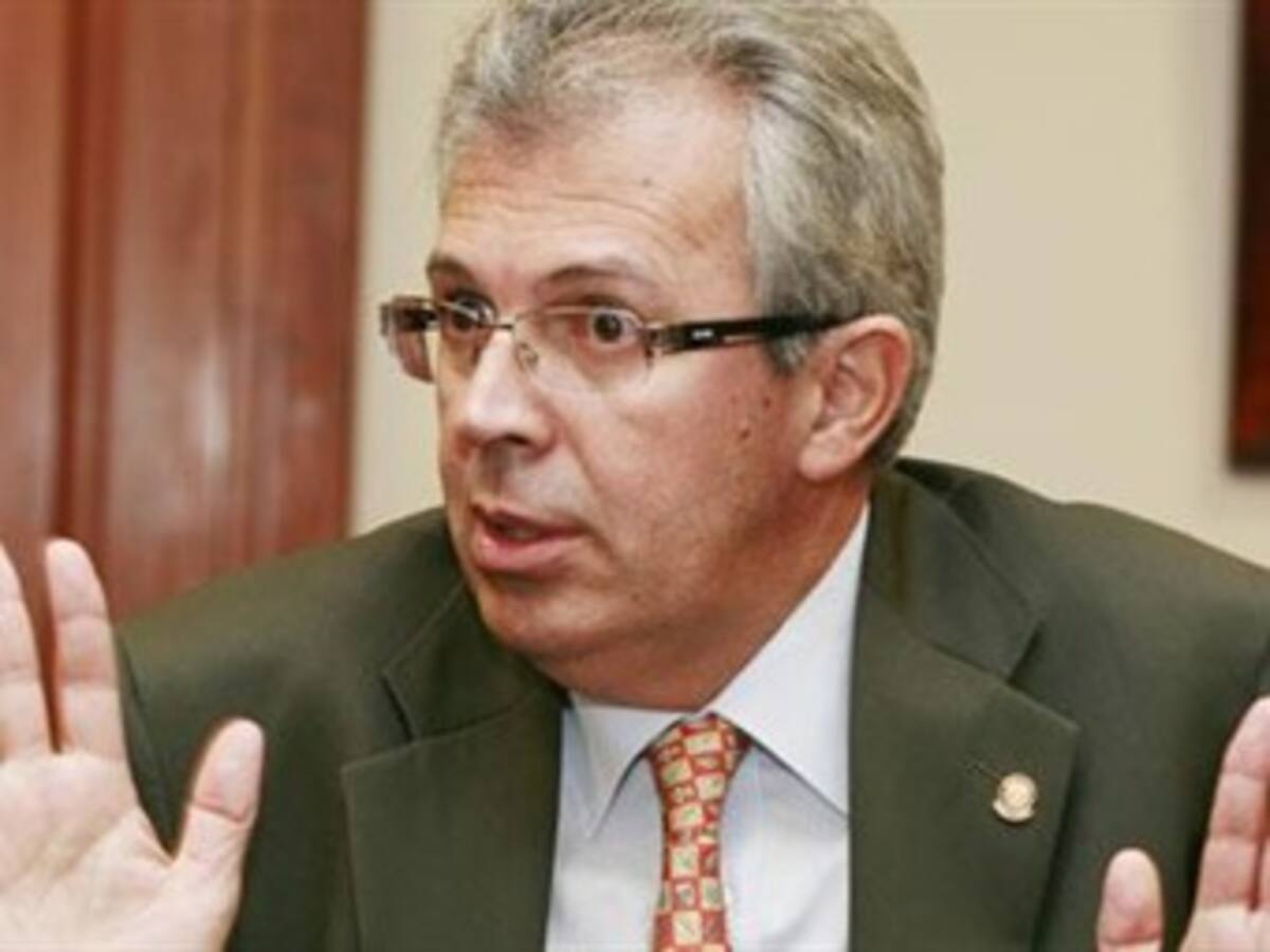 'Una vez escuchemos al nuevo ternado procederemos a votar para elegir Fiscal general'