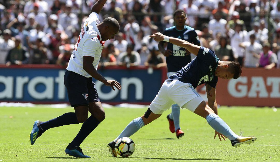 Partido entre Emelec y Liga de Quito.