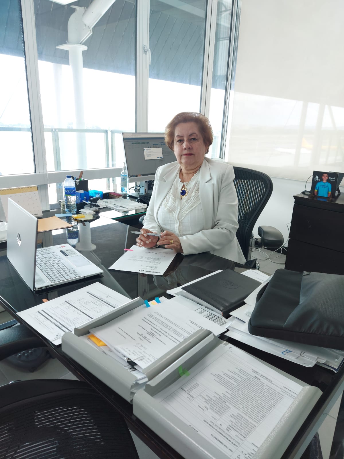 Indicó la huilense que se siente tranquila y que muchos conocen sus 35 años de vida pública en el Huila, y diferentes cargos.