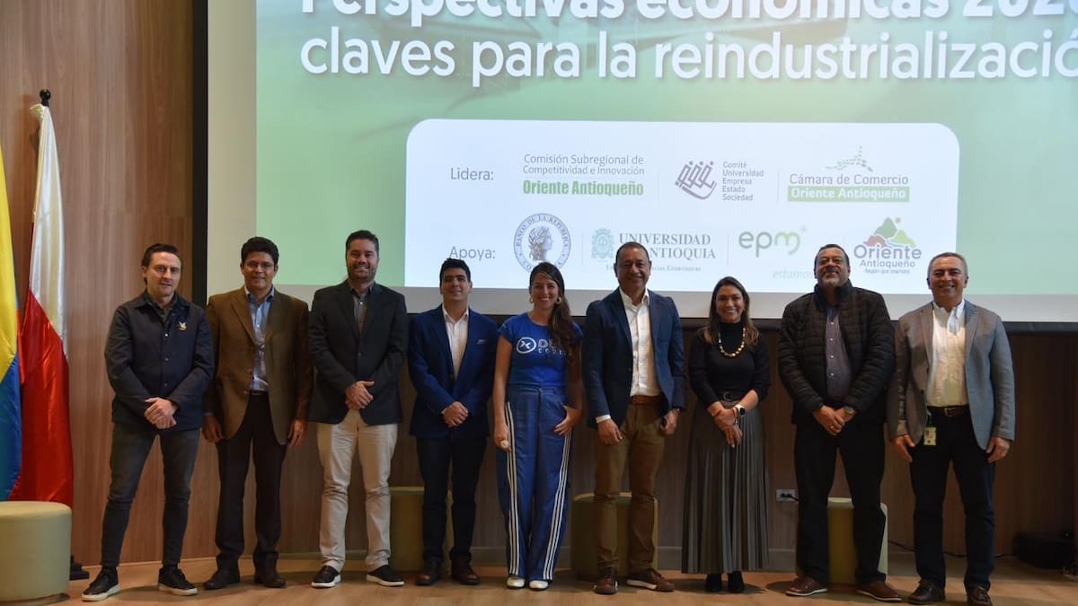 Empresarios y académicos antioqueños analizaron los procesos de reindustrialización en Colombia