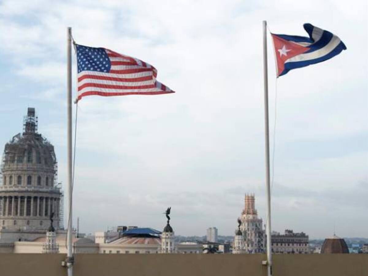 ¿Qué medidas ha tomado Obama para relajar las restricciones a Cuba?
