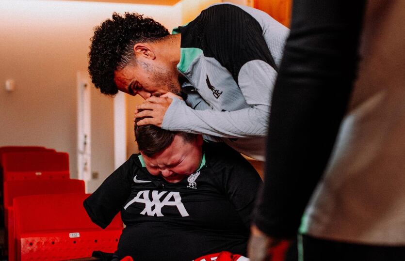 Luis Díaz y Dáire | Foto: Liverpool FC