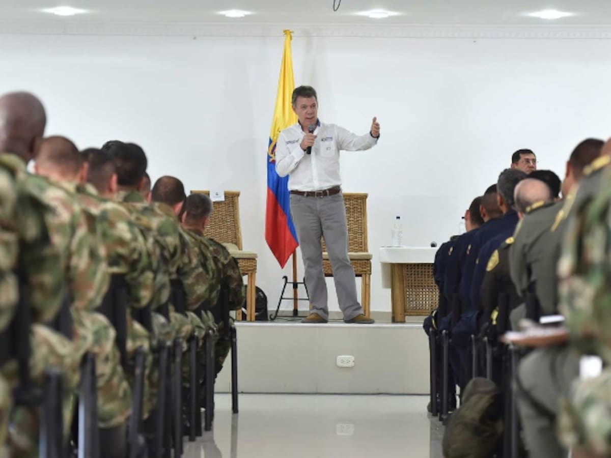 No puede existir amnistías para las Fuerzas Militares: Santos