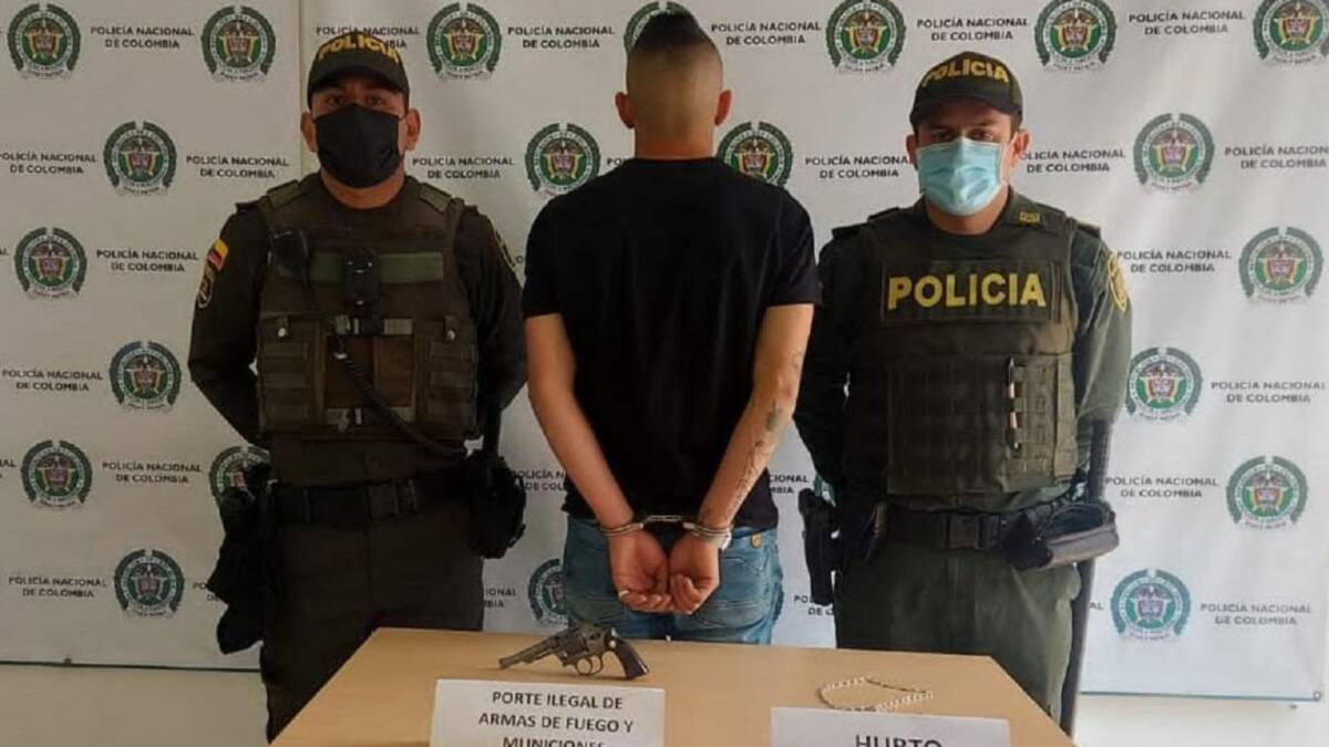Capturado en flagrancia por presunto atraco en Bosques del Norte