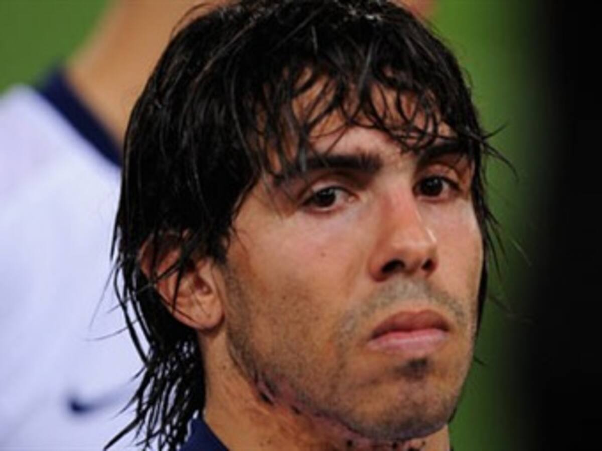 Tévez regresó al Manchester City tras quince días de suspensión