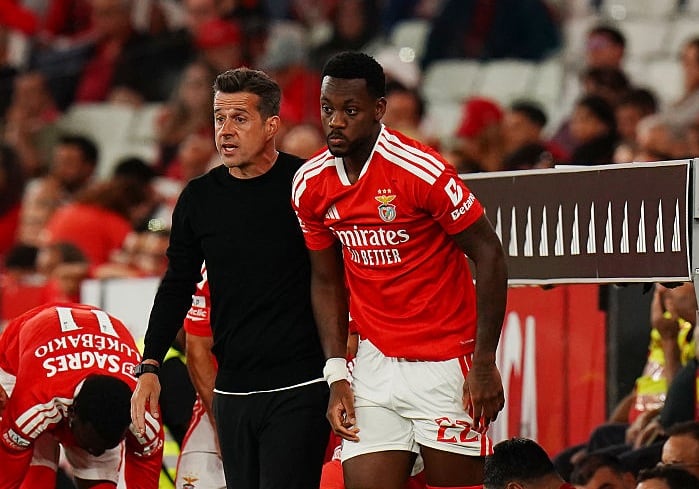 Marco Silva, DT del Benfica, y Jhon Durán / Getty Images