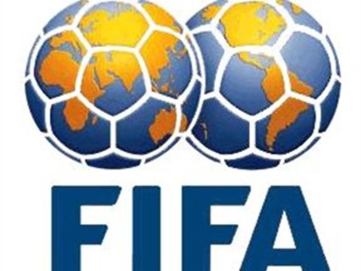 Vicepresidente de FIFA suspendido por corrupción