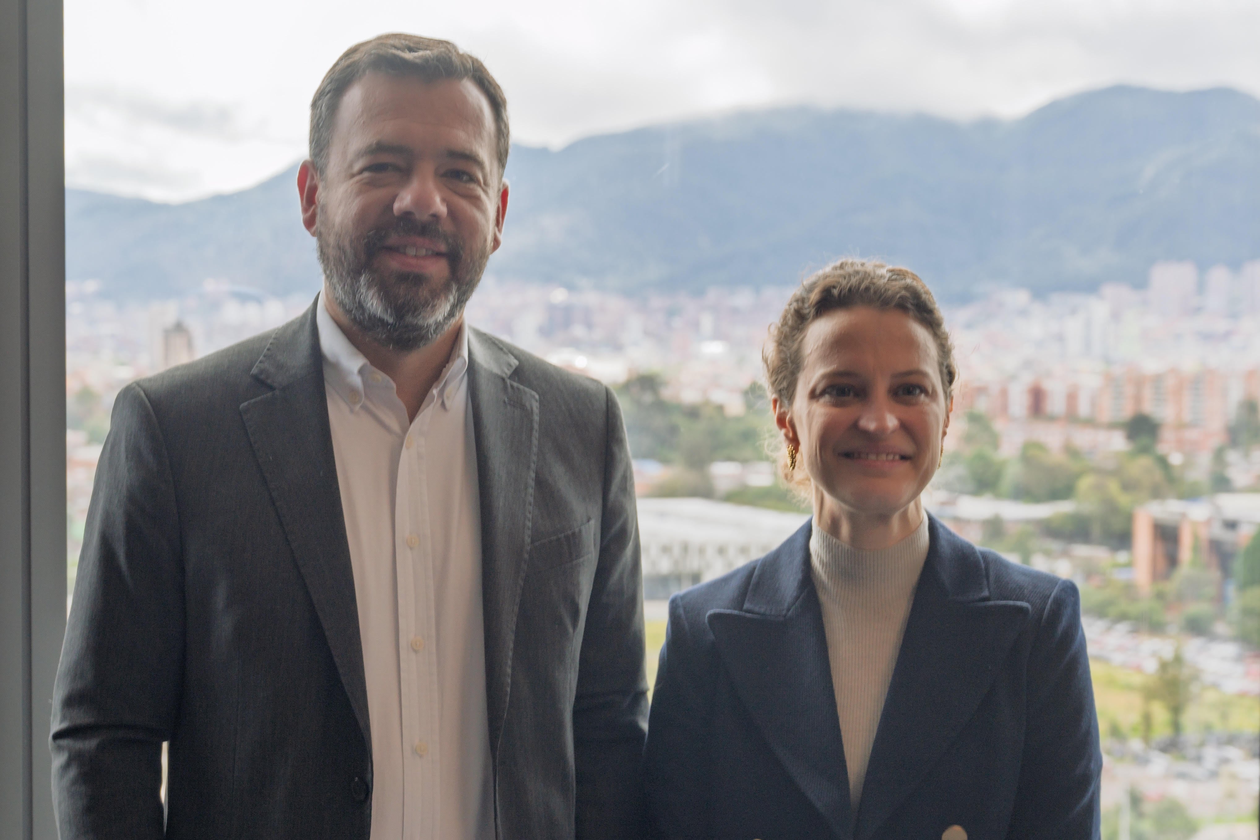 Alcalde Carlos Fernando Galán, se reunió con la vicepresidenta del Banco Mundial para la región de América Latina y el Caribe, Susana Cordeiro/ Alcaldía de Bogotá