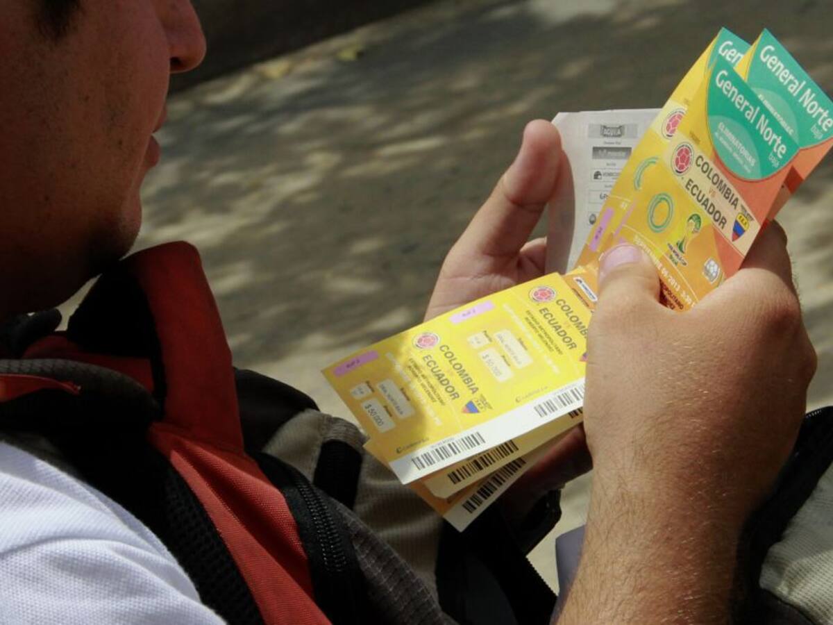Condenan a dos empresarios por reventa de boletas de la Selección Colombia