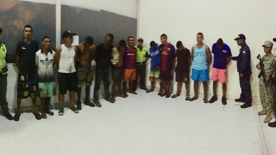 Más de 10 personas capturadas por robo al interior de barcaza que provocó derrame de crudo. Foto: Policía Nacional