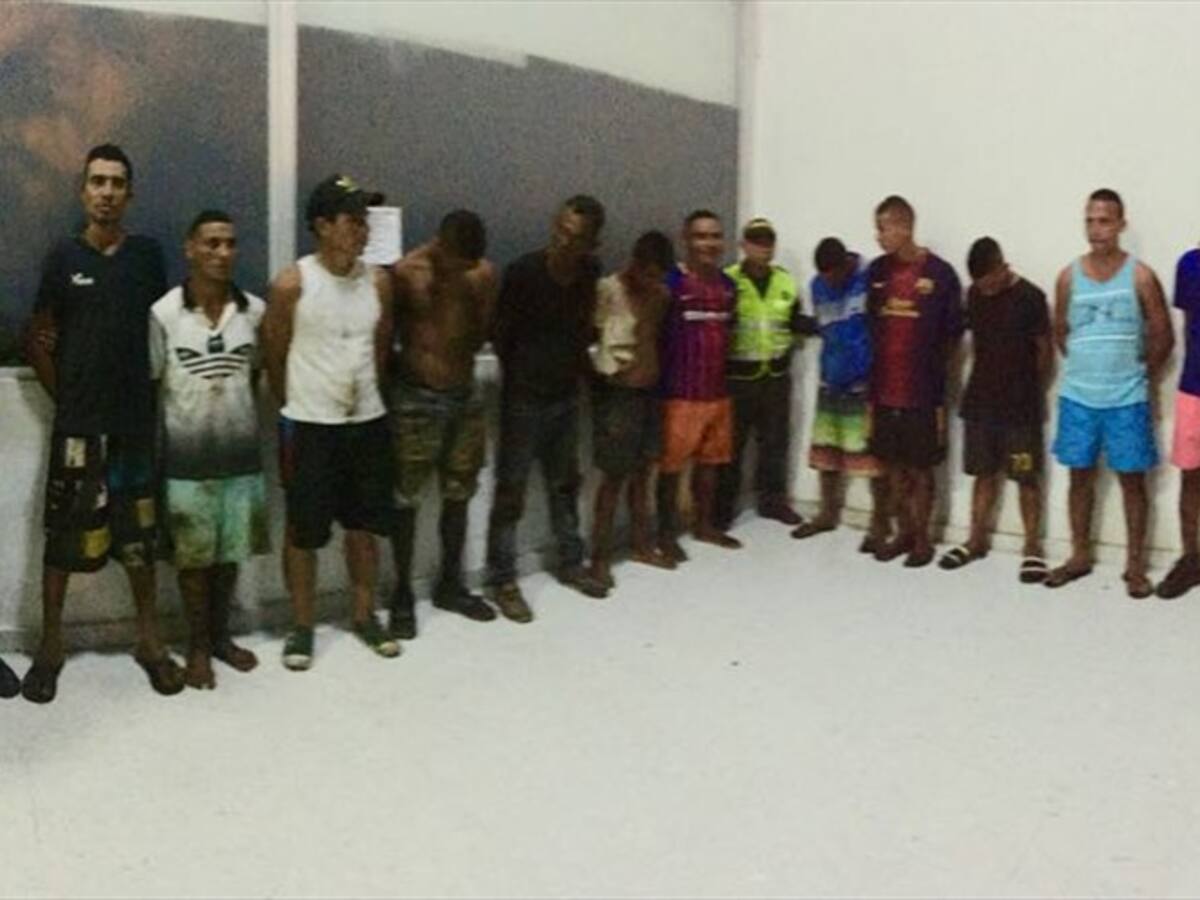 Más de 10 personas capturadas por robo al interior de barcaza que provocó derrame de crudo