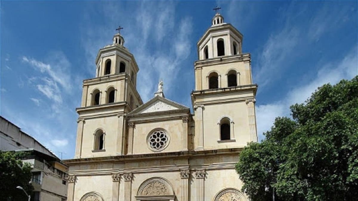 Cambios de sacerdotes y asignaciones de encargos pastorales