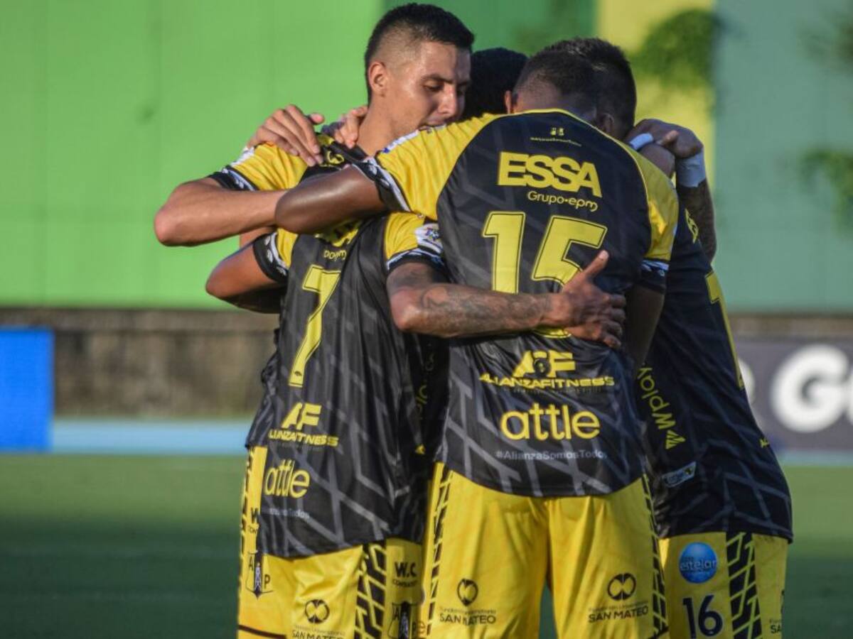 Alianza Petrolera logra su primer triunfo y complica camino del América