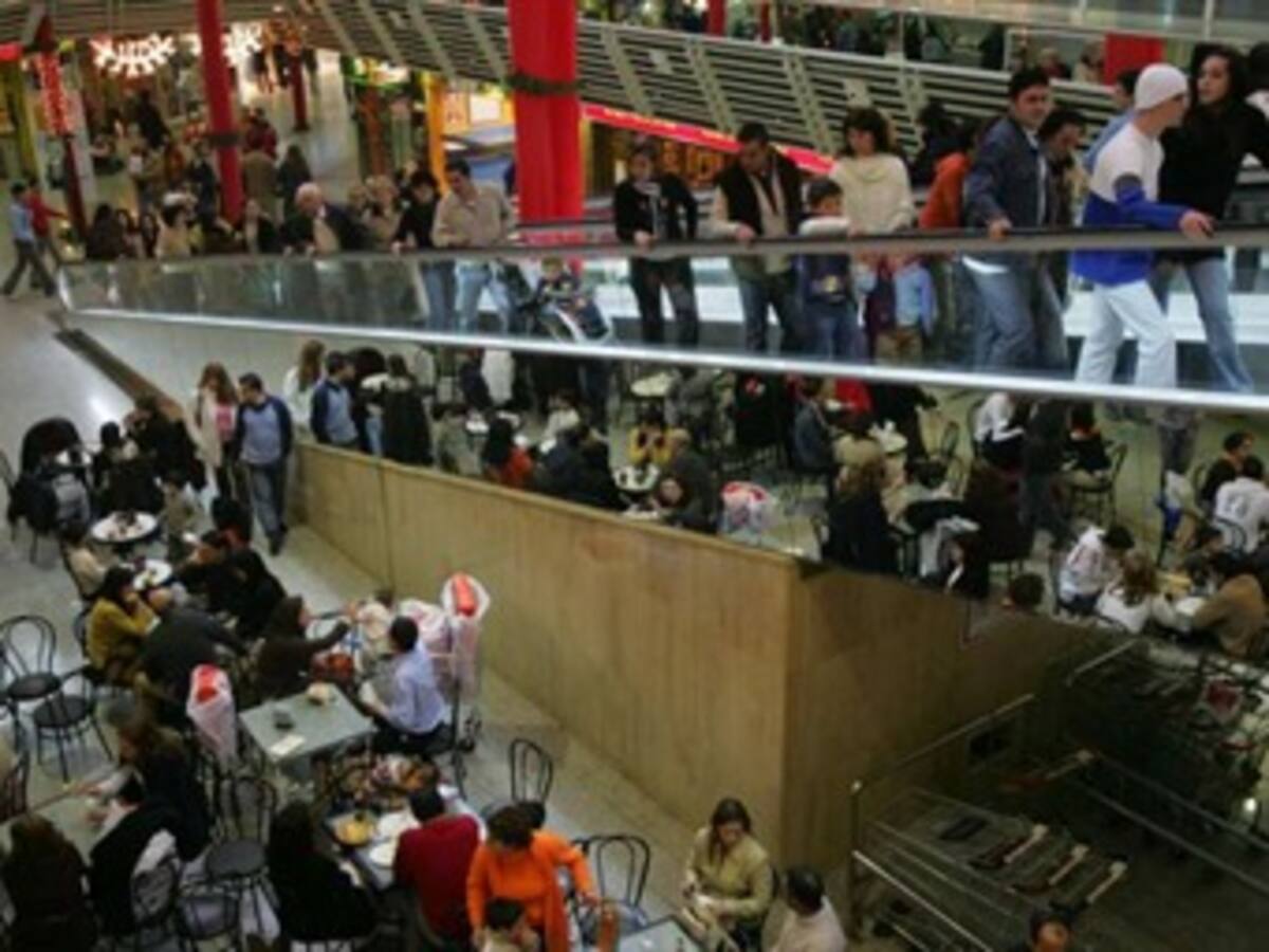 No habrá ‘toque de queda’ para menores en Navidad y Año Nuevo en Bogotá