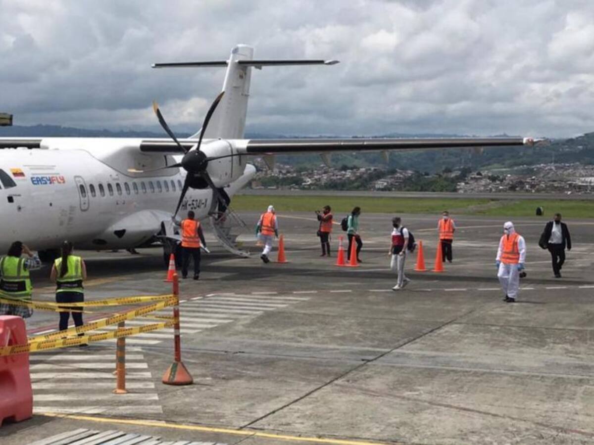 Con poca afluencia de pasajeros se reactivó el vuelo Pereira - Rionegro