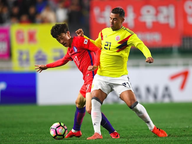Edwin Cardona durante el amistoso entre Colombia y Corea del Sur en 2017. / AFP PHOTO / JUNG Yeon-Je (Photo credit should read JUNG YEON-JE/AFP via Getty Images)