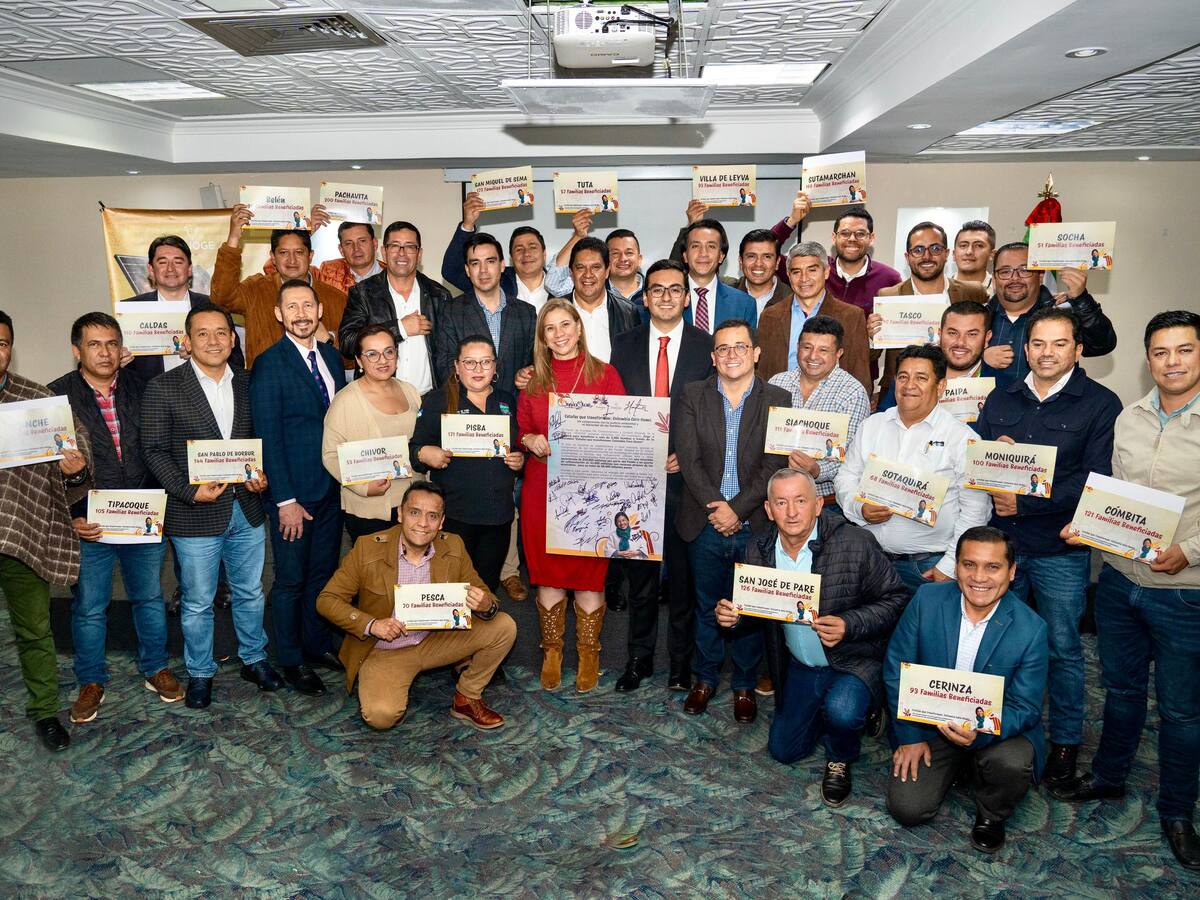 Más de 3 mil familias de 30 municipios del departamento de Boyacá recibirán estufas ecoeficientes