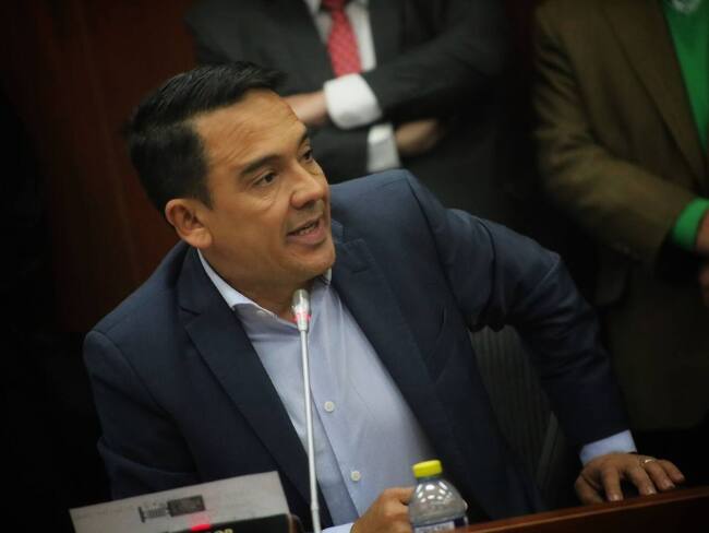 Fiscalía pide que se investigue al senador José V. Carreño, tras captura de miembro de su UTL