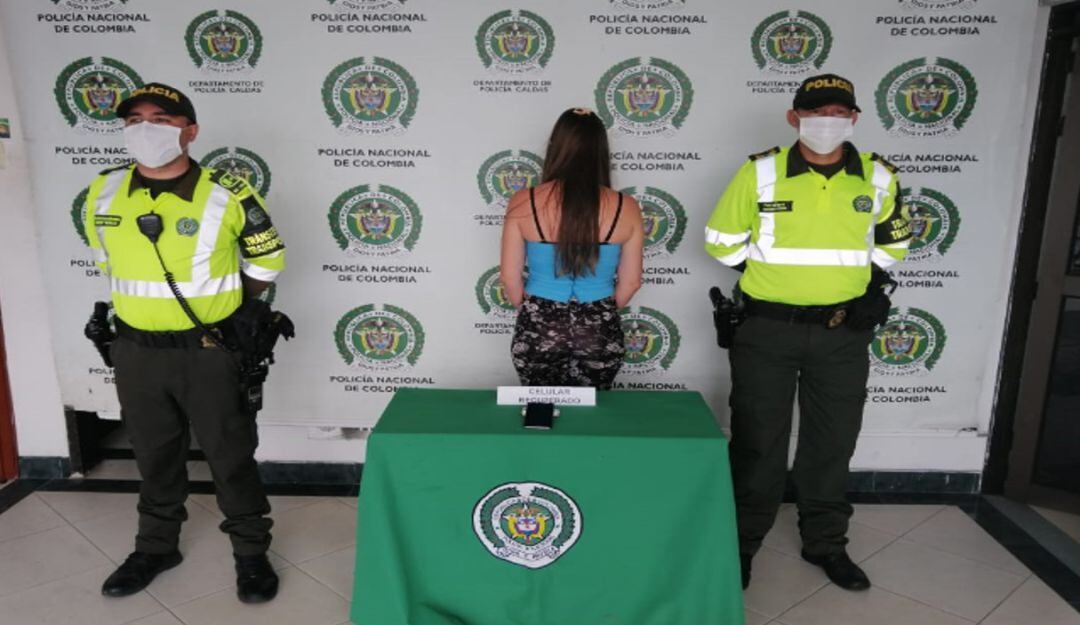 Capturada por hurto de celular