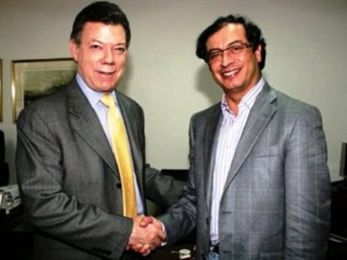 Santos usa como ejemplo a Petro para invitar a las Farc a que dejen sus armas