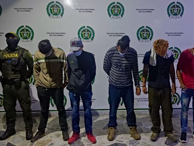 Cinco capturados tras disturbios