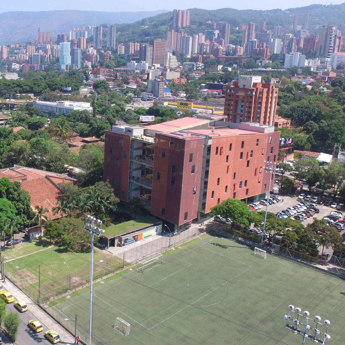 El Politécnico Jaime Isaza Cadavid investiga un presunto abuso sexual en sus instalaciones