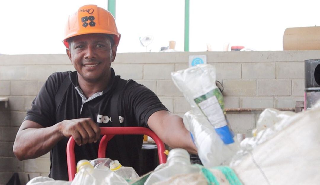 La iniciativa de la Fundación Santo Domingo, está dirigida a empresas generadoras de residuos que podrán acceder a un crédito y pagarlo reciclando