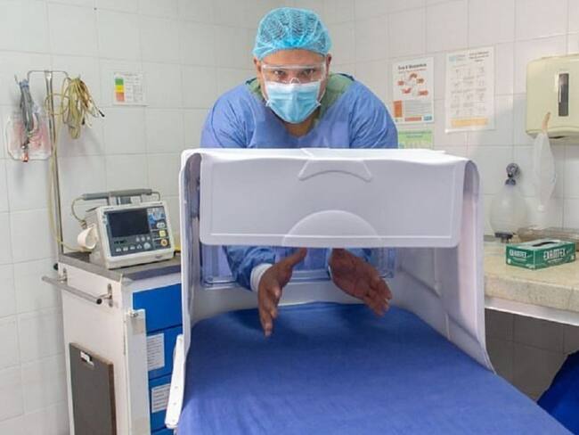 Entregan cámaras para aislar contagiados en la Clínica Girón