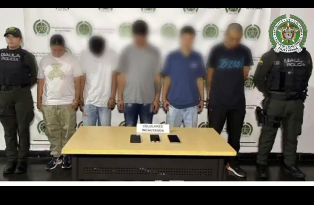 Entre los detenidos se encuentra alias ‘Jerónimo’, señalado como coordinador de la banda y responsable del recaudo de rentas ilegales provenientes de extorsiones. Foto: Policía Nacional.