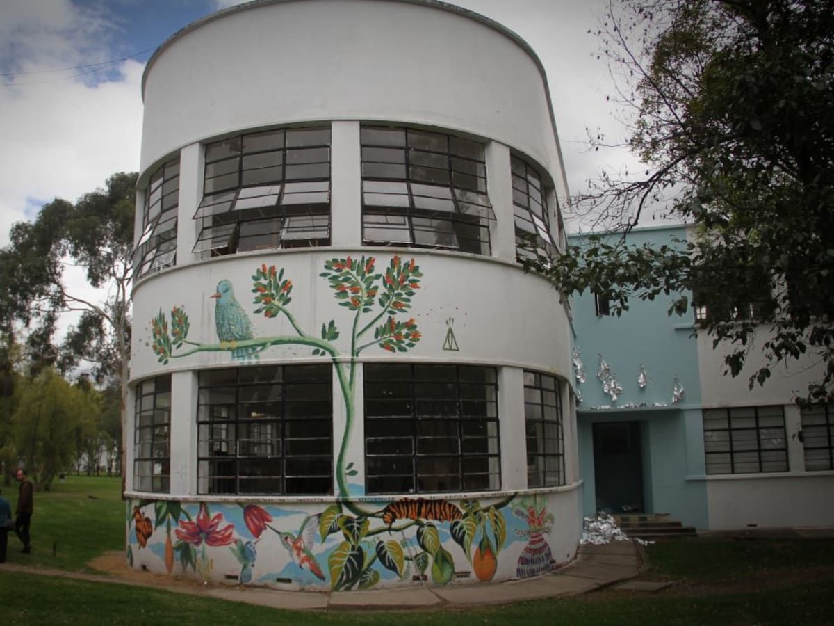 Sumas y Restas tributarias de la Universidad Nacional