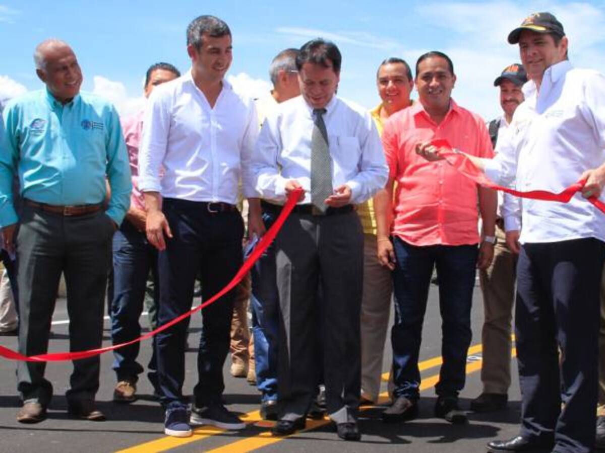 Vicepresidente reitera llamado para no “desmontar” subsidios a constructores