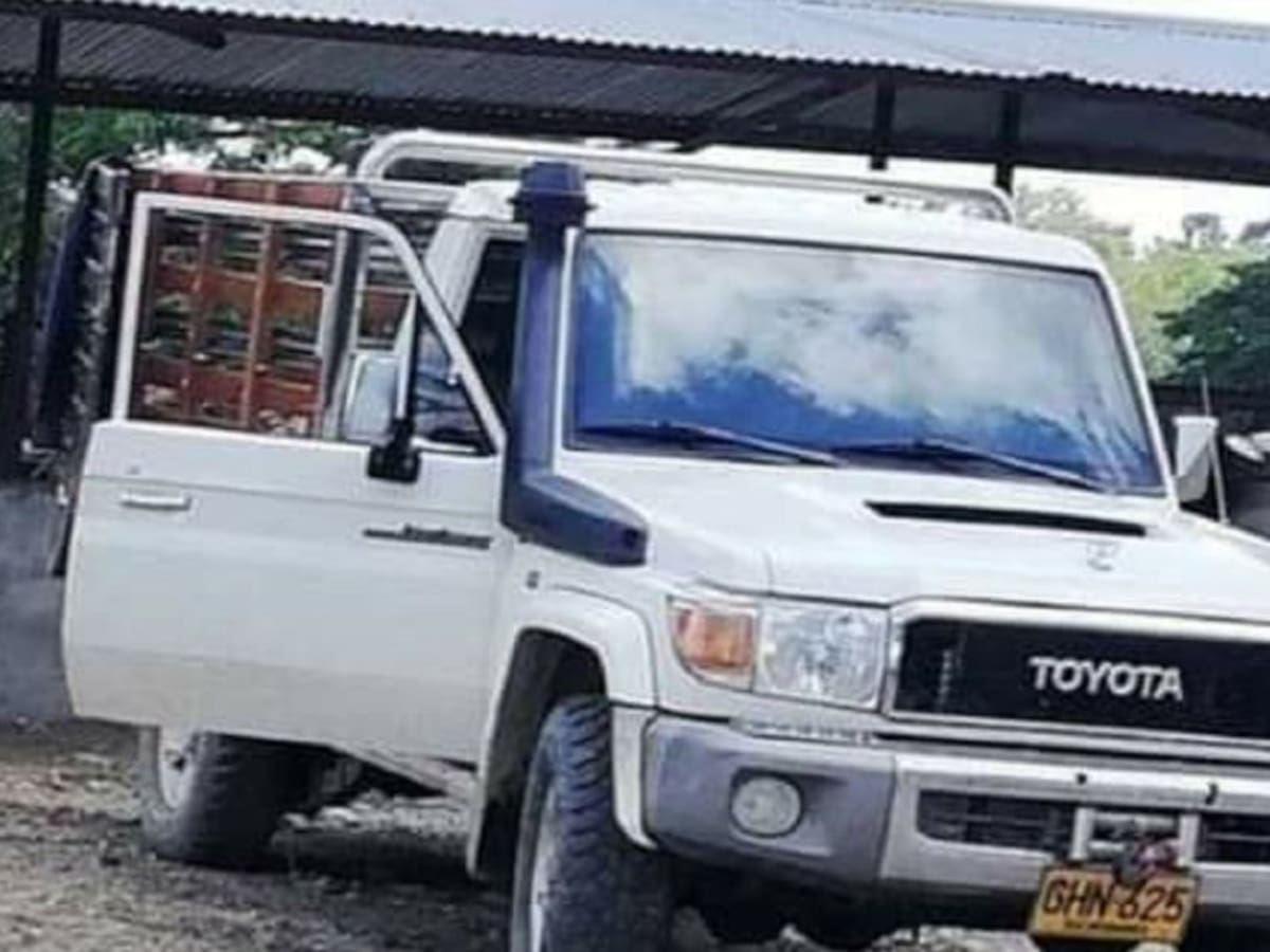 Hallan camioneta de ganadero desaparecido