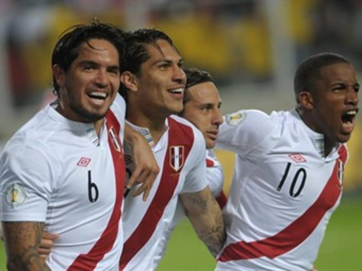 Chile buscará un triunfo en Santiago ante un Perú de gran nivel