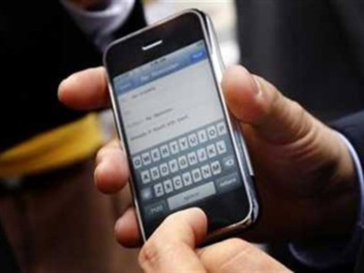 Microsoft negocia con Apple que Bing sea el buscador del iPhone, según prensa