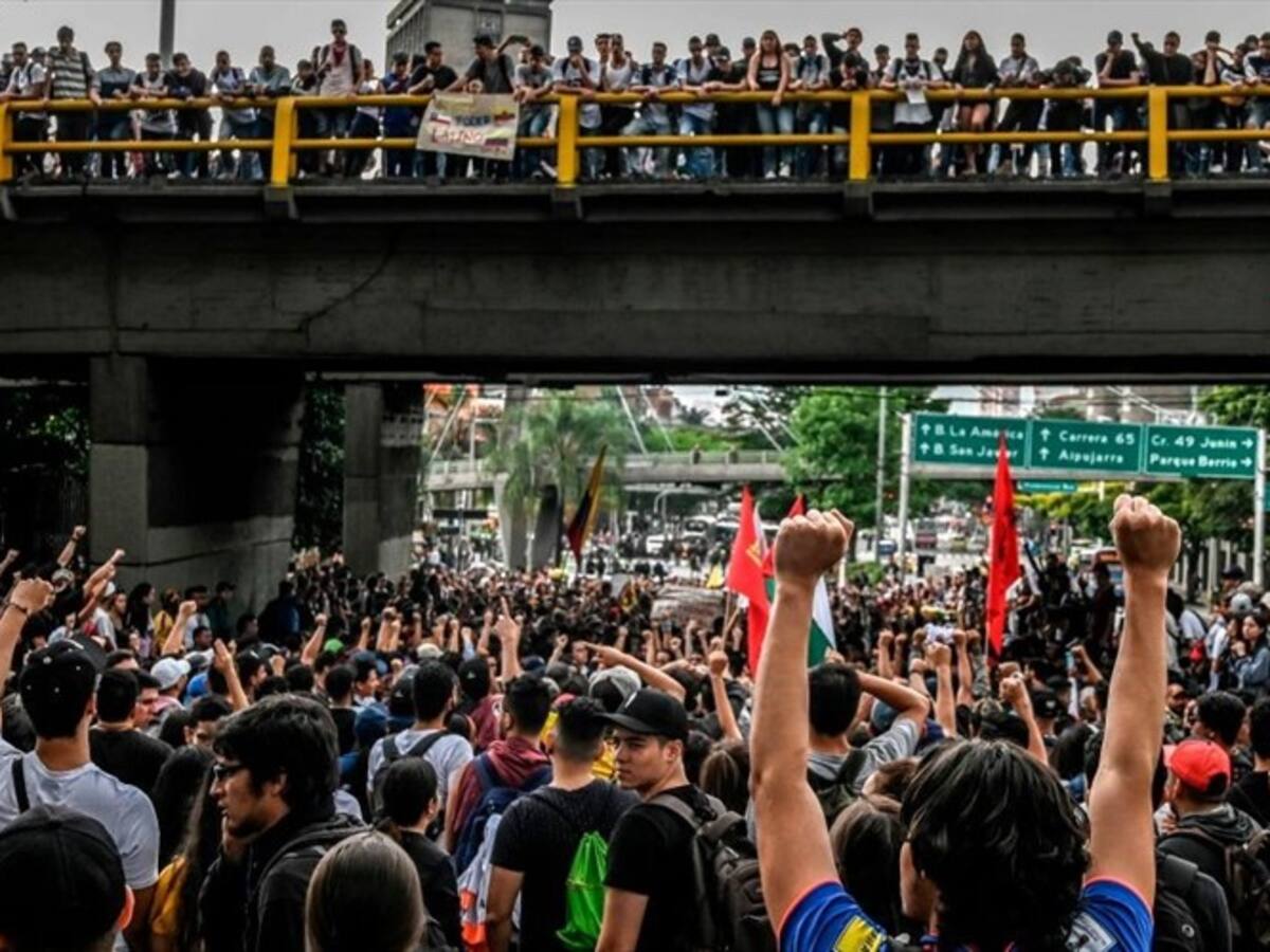 Gremios y estudiantes hacen un llamado a marchar pacíficamente
