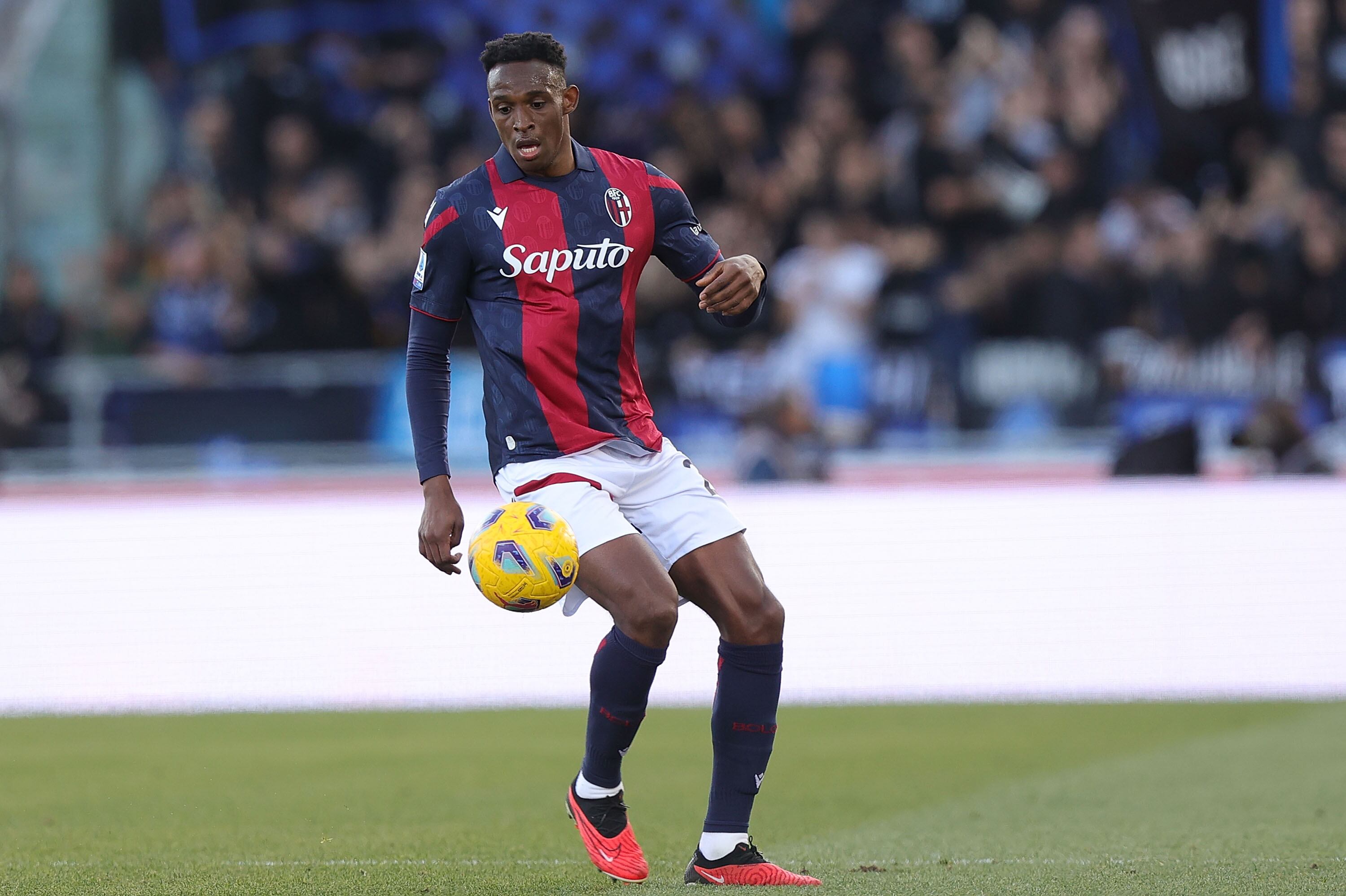 Jhon Janer Lucumi, defensor del Bologna. (Photo by Gabriele Maltinti/Getty Images)