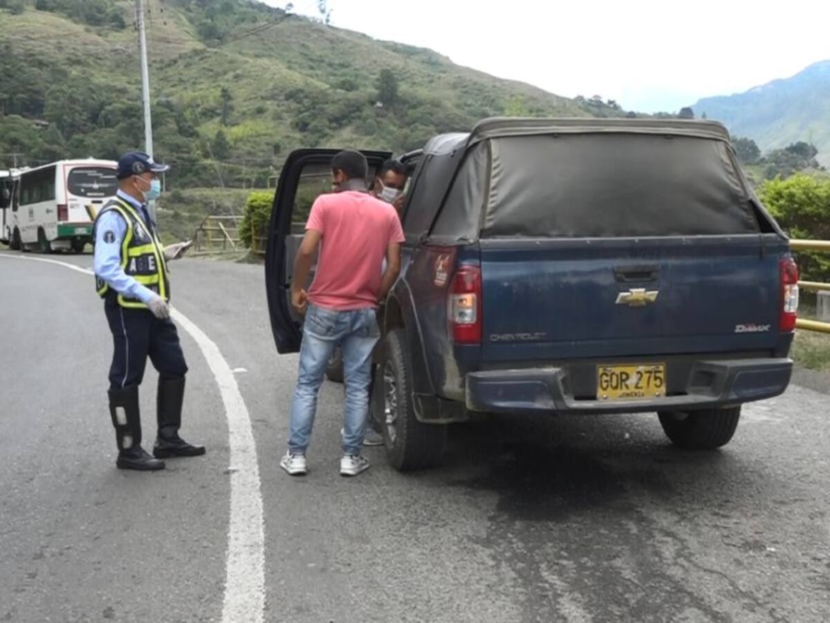 Durante el lunes y martes quienes hayan salido de Cali podrán regresar